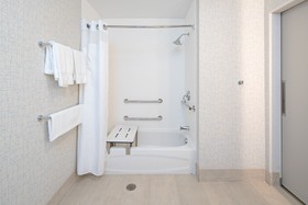 Holiday Inn Express & Suites Murrieta