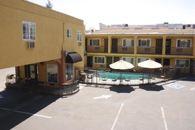 3 Palms - Napa Valley Hotel & Resort