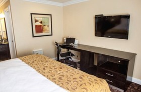 Marinwood Inn & Suites