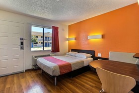 Motel 6 Oakland Airport