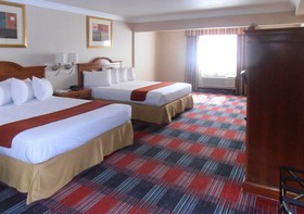 Quality Inn & Suites Oceanside near Camp Pendleton