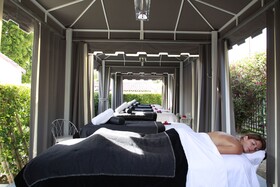 Avalon Hotel & Bungalows