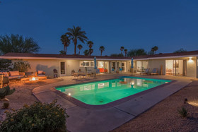 Desert Coral Oasis House