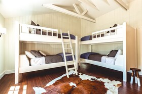 Stables Inn
