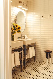 Stables Inn