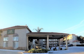 Mid City Inn & Suites Pico Rivera