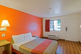 Motel 6 Redding South