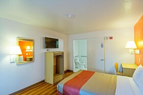 Motel 6 Redding South