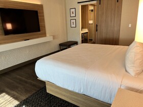 Wyndham Garden Redwood Valley