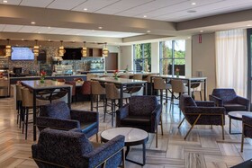 Wyndham Garden Redwood Valley