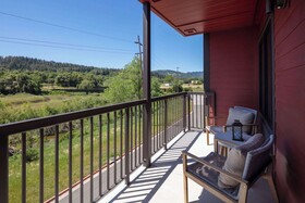 Wyndham Garden Redwood Valley
