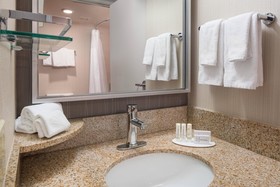 Courtyard by Marriott Oakland Richmond Berkeley