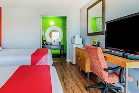OYO Hotel Europa Ridgecrest CA - W Upjohn Ave
