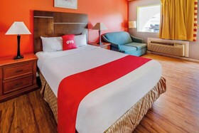 OYO Hotel Europa Ridgecrest CA - W Upjohn Ave