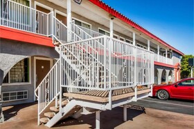 OYO Hotel Europa Ridgecrest CA - W Upjohn Ave