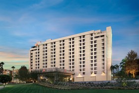 Marriott Riverside At The Convention Center