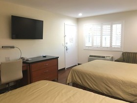 Simply Home Inn & Suites