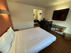Studio 6 Suites - Riverside, CA - South