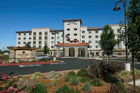 Oxford Suites Sonoma County