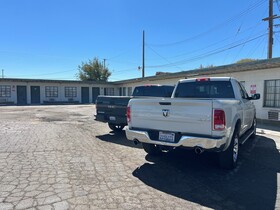 Carl's Motel