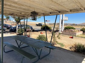Carl's Motel