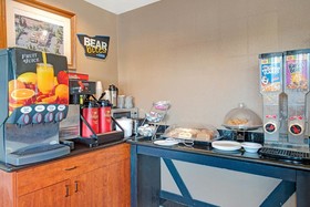 Travelodge by Wyndham Sacramento / Rancho Cordova