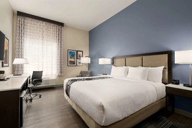 LaQuinta Inn & Suites by Wyndham San Bernardino