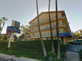 Howard Johnson by Wyndham San Diego Hotel Circle