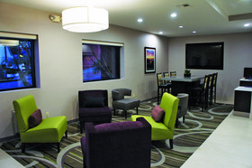 Mission View Inn & Suites