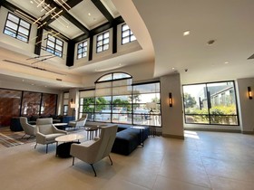 DoubleTree by Hilton San Francisco South Airport Blvd