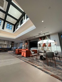 DoubleTree by Hilton San Francisco South Airport Blvd