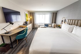 DoubleTree by Hilton San Francisco South Airport Blvd