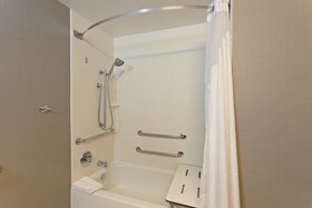 Holiday Inn Express & Suites San Francisco Fishermans Wharf