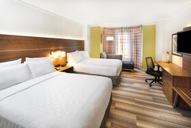 Holiday Inn Express & Suites San Francisco Fishermans Wharf