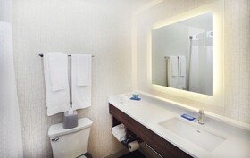 Holiday Inn Express & Suites San Francisco Fishermans Wharf