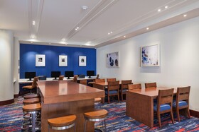 Holiday Inn Express & Suites San Francisco Fishermans Wharf