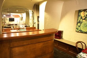 Nob Hill Inn
