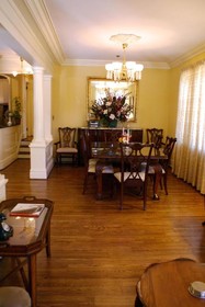 Nob Hill Inn