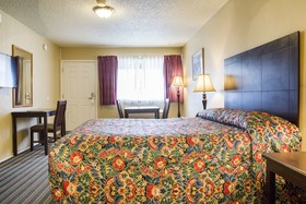 San Luis Inn & Suites