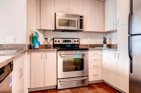Global Luxury Suites in the heart of San Ramon