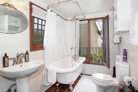 Bath Street Inn