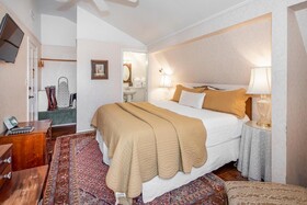 Bath Street Inn