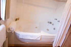 Bath Street Inn