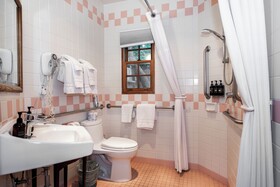 Bath Street Inn