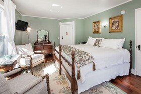 Bath Street Inn