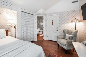 Bath Street Inn