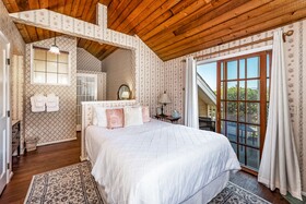Bath Street Inn