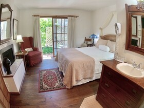 Bath Street Inn