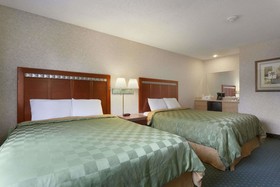 Travelodge by Wyndham Santa Clarita/Valencia