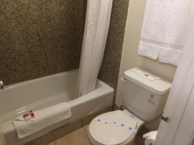 Travelodge by Wyndham Santa Clarita/Valencia